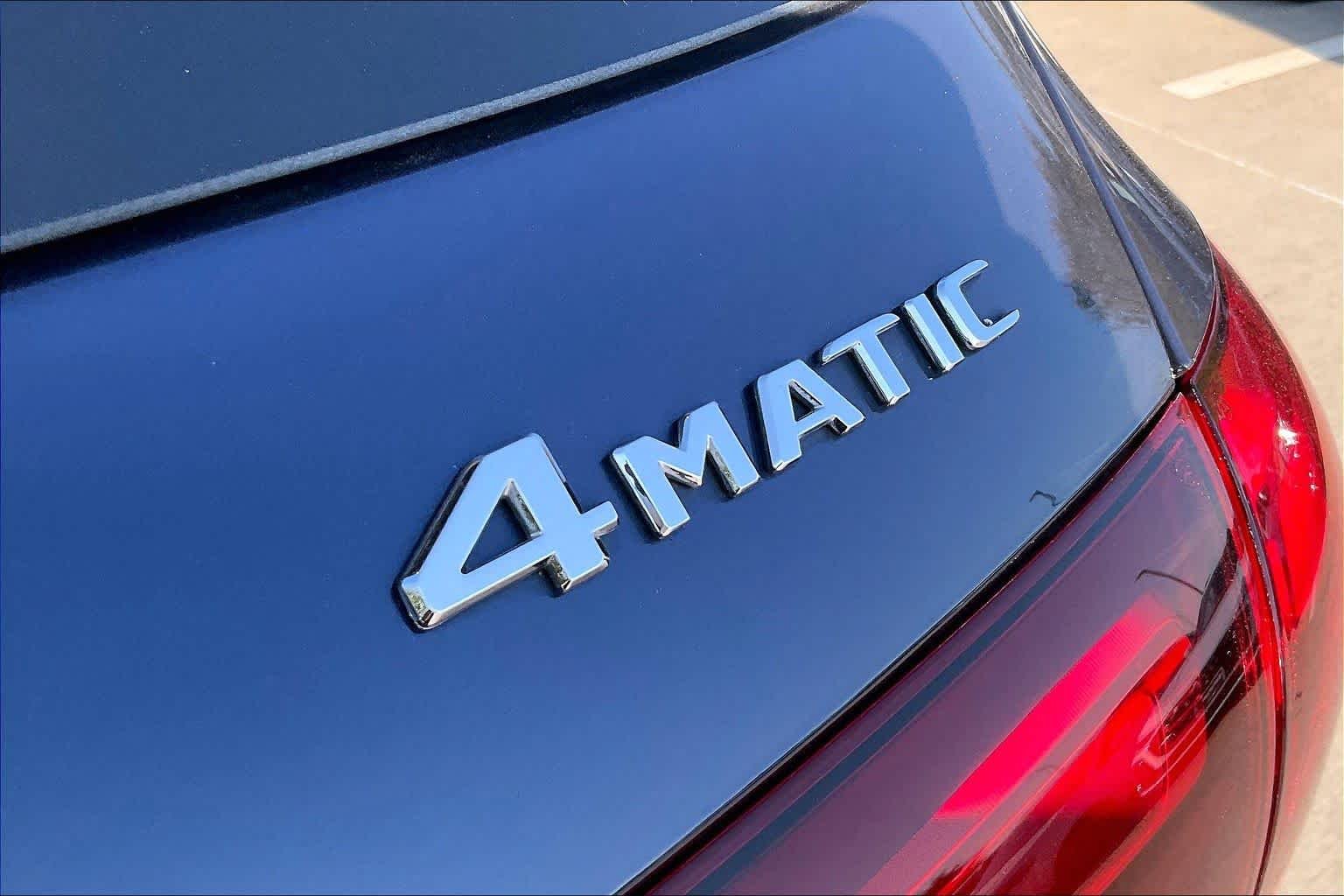Used 2025 Twilight Blue Metallic Mercedes-Benz GLE 350 image 10