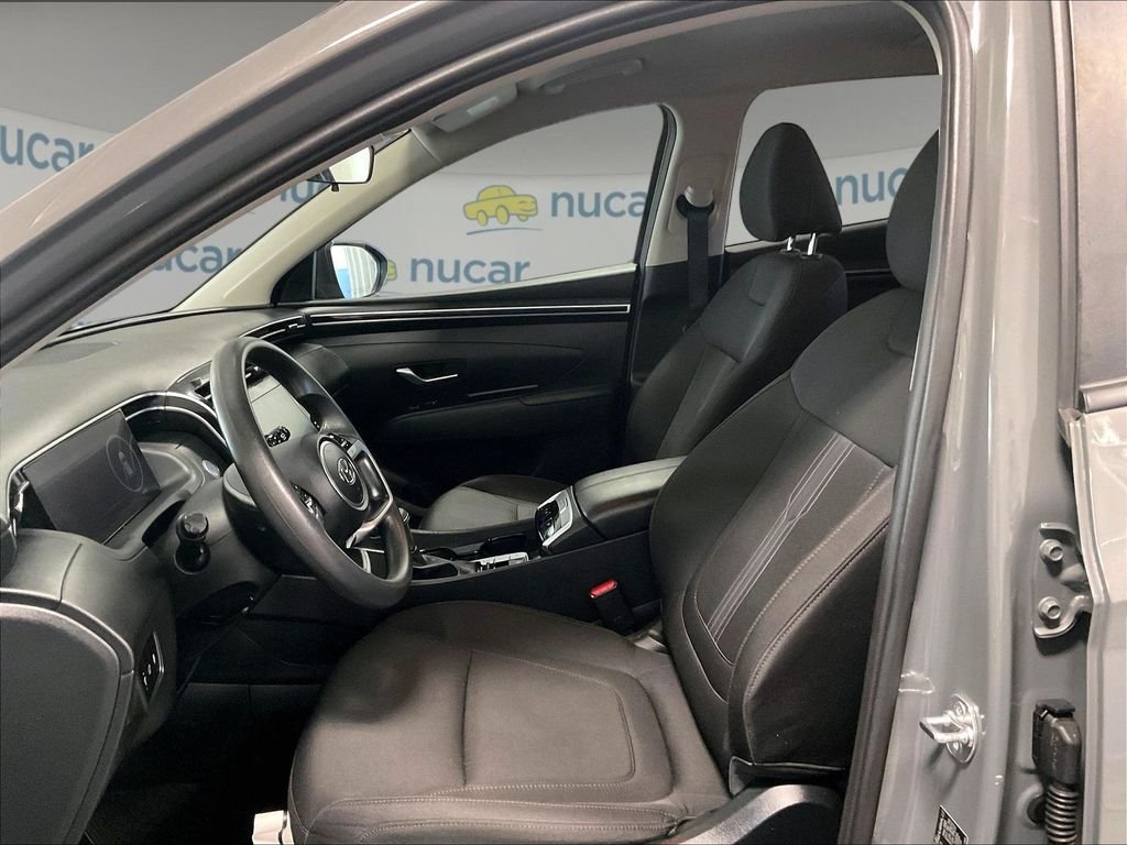 Used 2024 Hampton Gray Hyundai SEL image 10