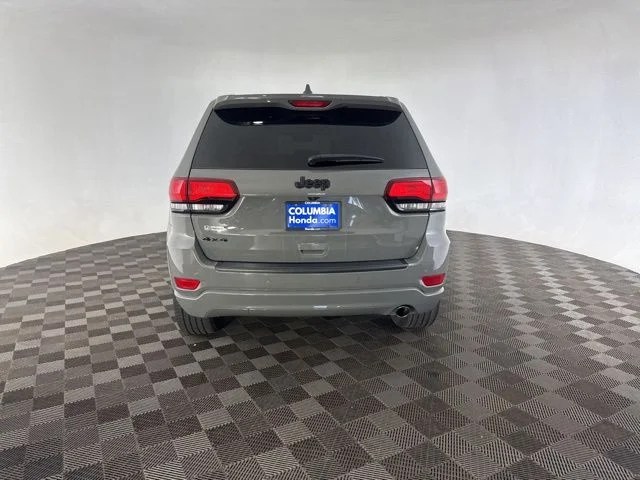 Used 2020 Gray Jeep Altitude image 6