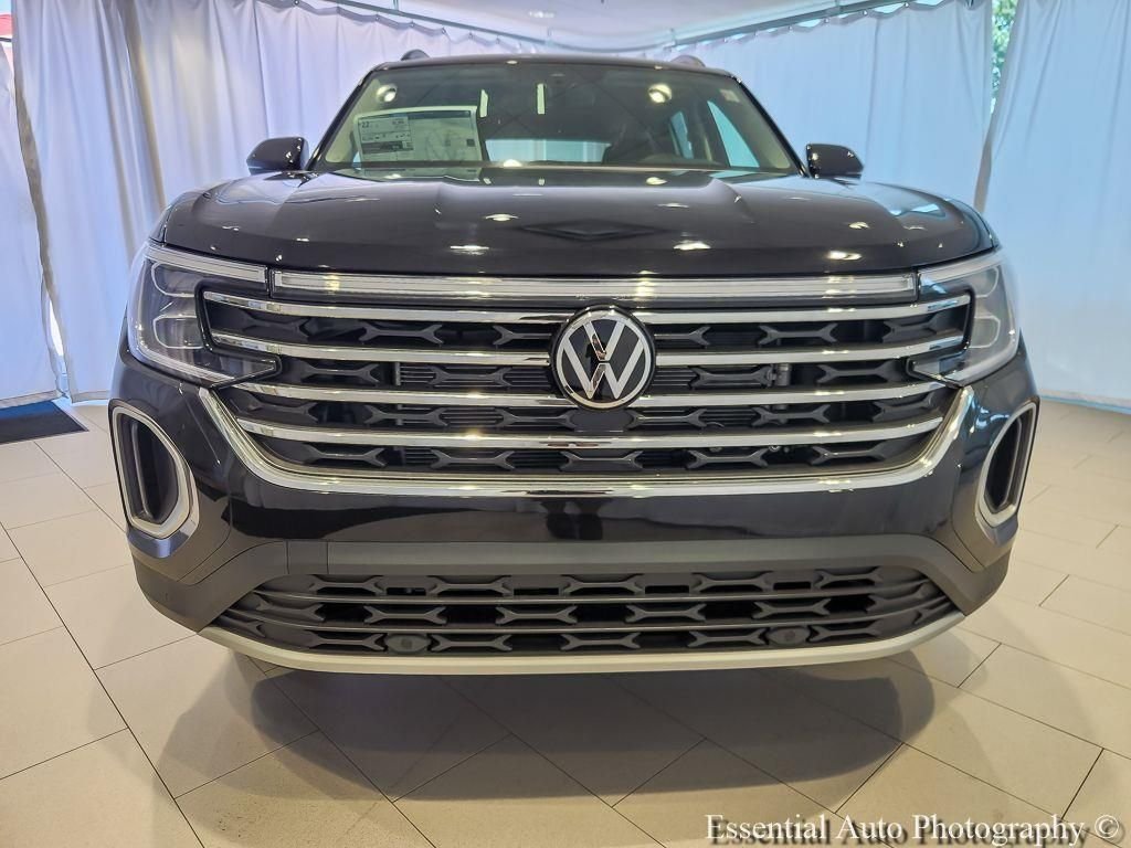 New 2026 Deep Black Pearl Volkswagen 2.0T SE w/Technology image 2