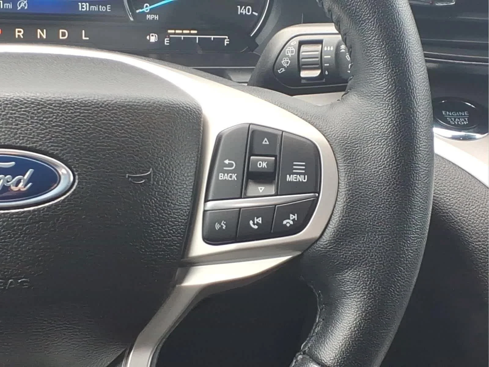 Used 2023 Iconic Silver Ford XLT image 23