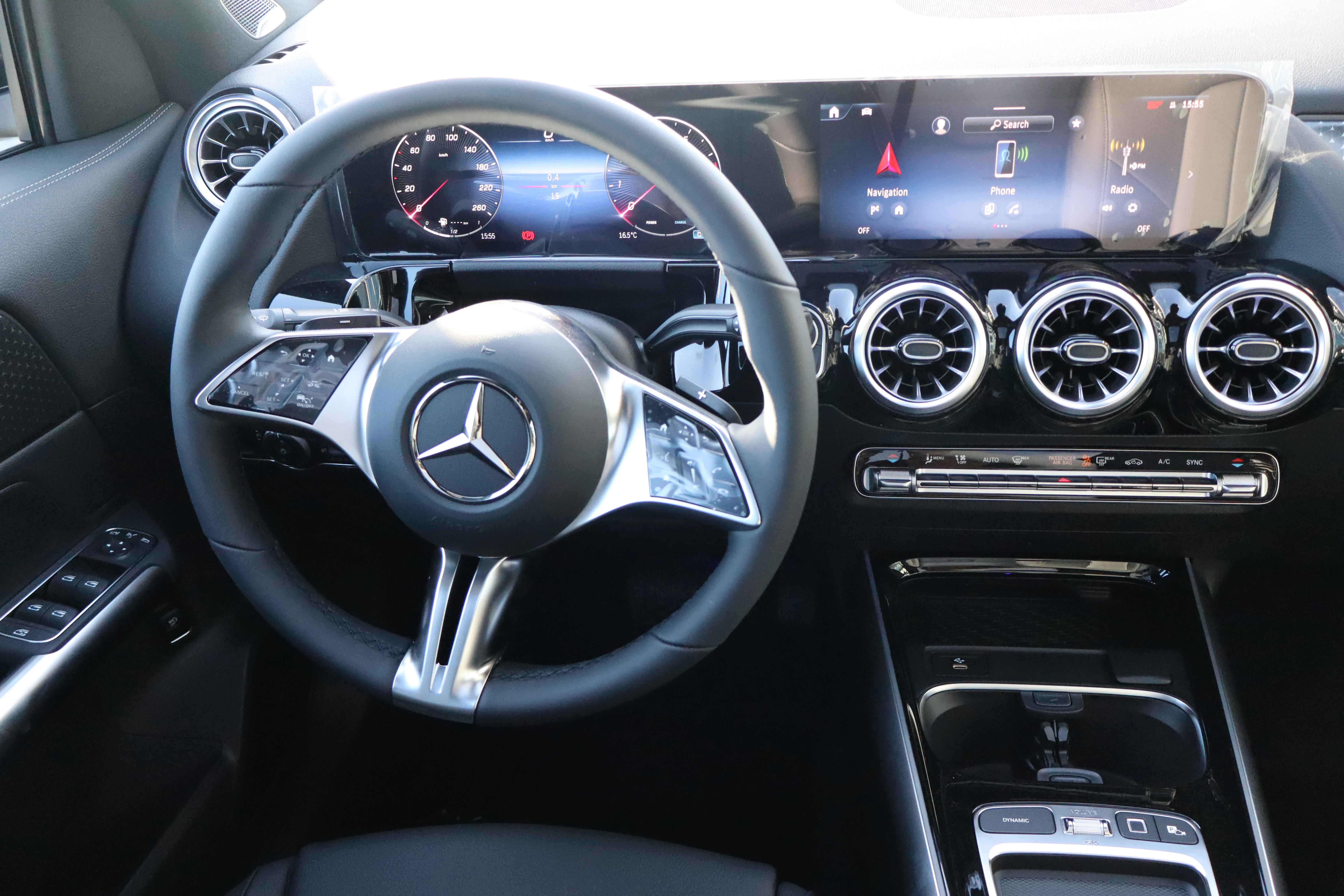 New 2026 Black Mercedes-Benz 250 4matic Suv image 31