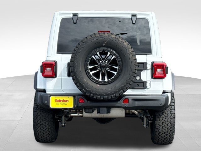 New 2026 Bright White Clear-Coat Exterior Paint Jeep Moab 392 image 6