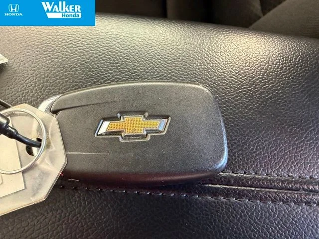 Used 2025  Chevrolet LT image 30