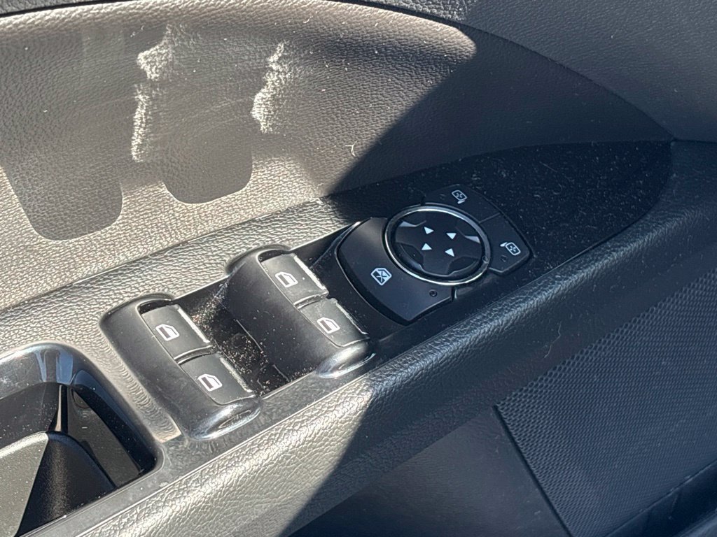 2015 Ford Fusion SE - Photo 12