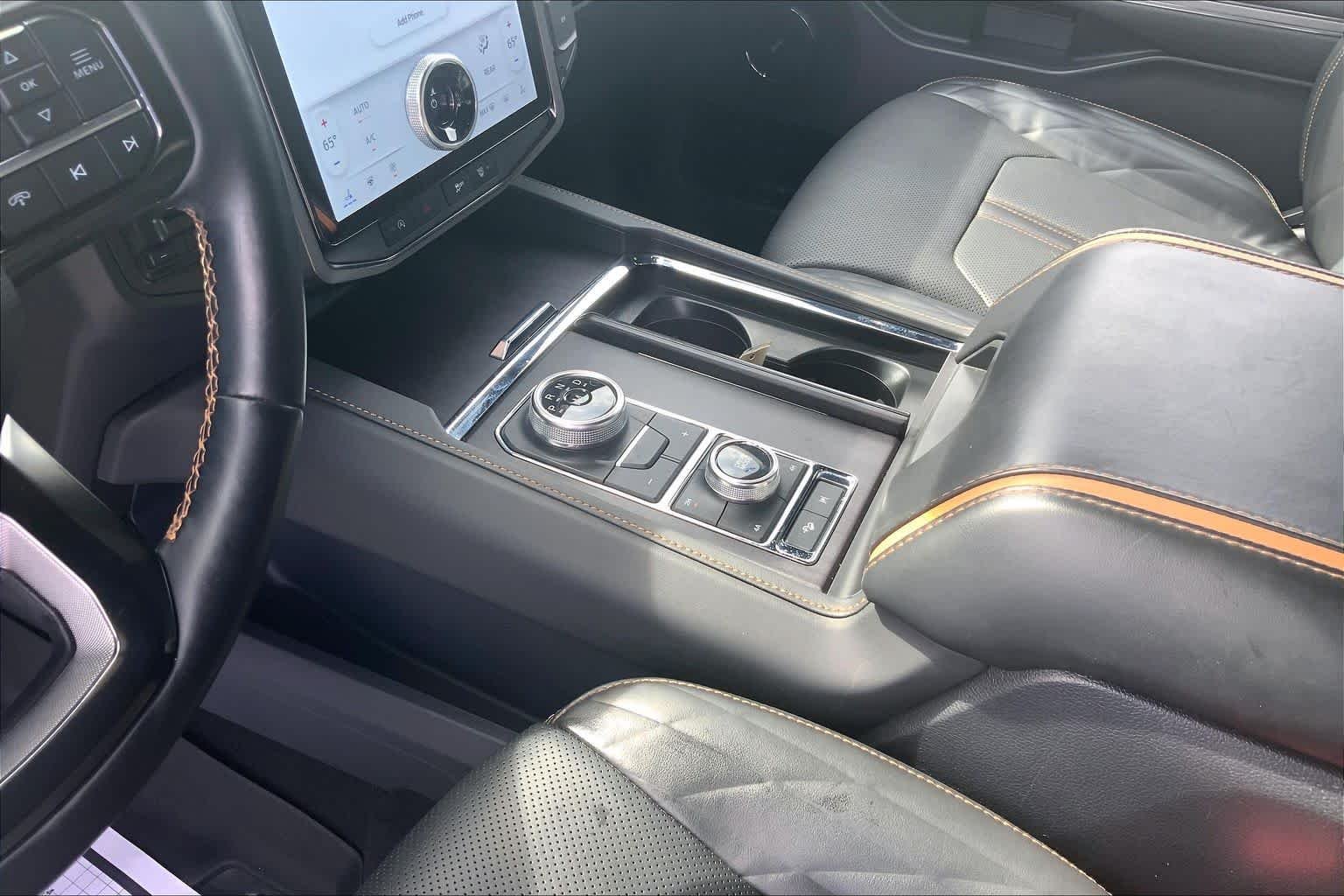 Used 2024 Star White Ford Platinum image 17