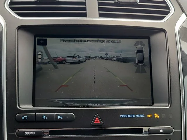 Used 2018 Silver Ford Limited image 28