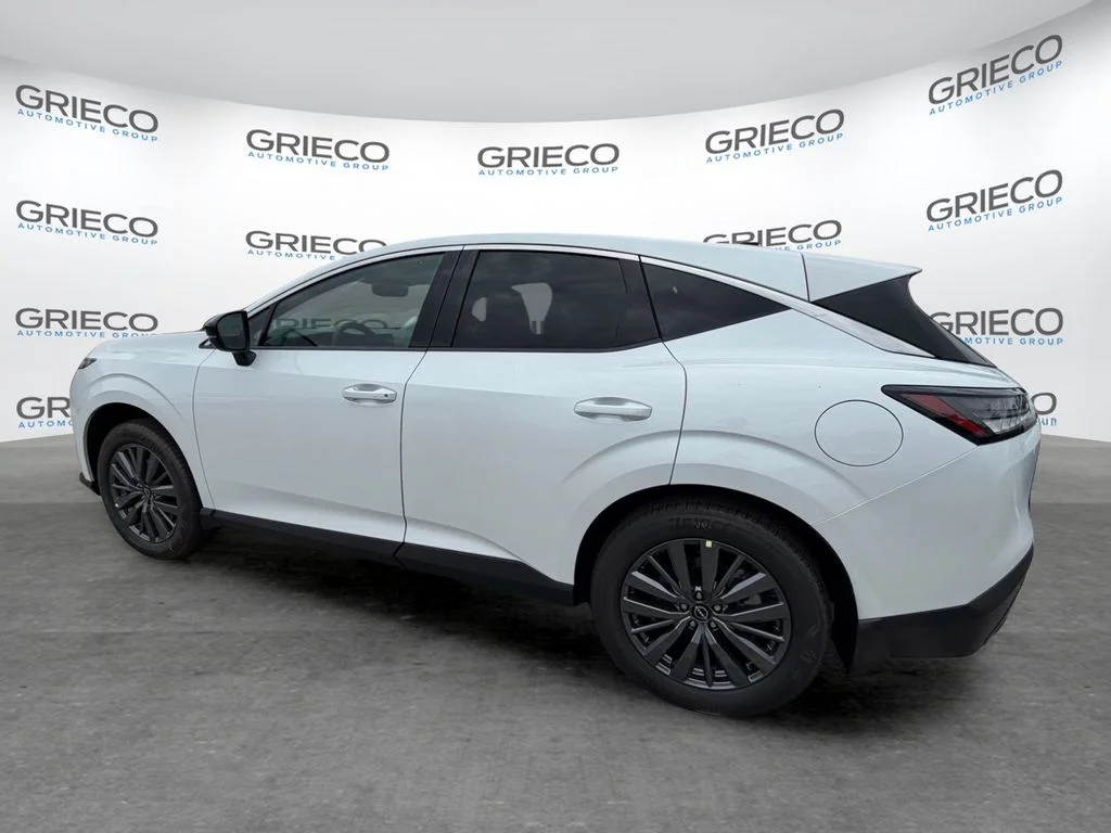 New 2026 Everest White Pearl TriCoat Nissan SL image 5