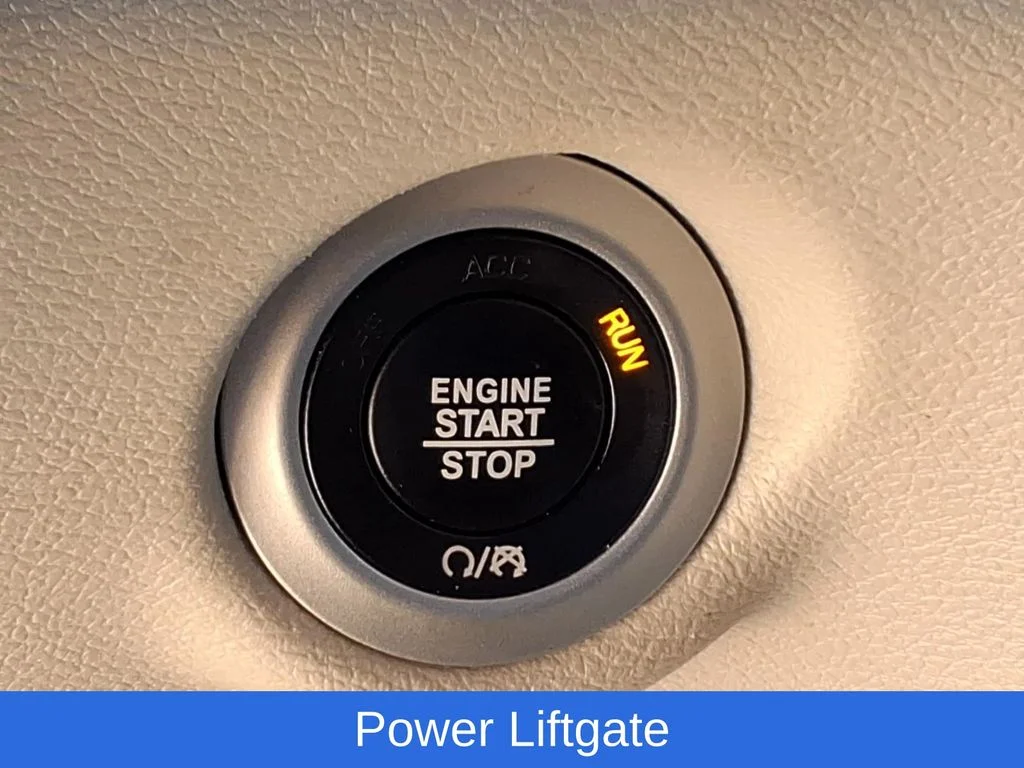 Used 2023 White Chrysler Touring L image 12