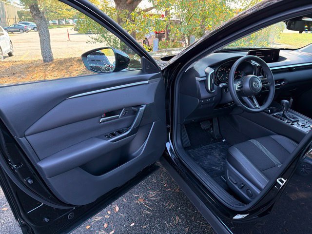 New 2026 Jet Black Mica Mazda 2.5 S Preferred AWD image 11