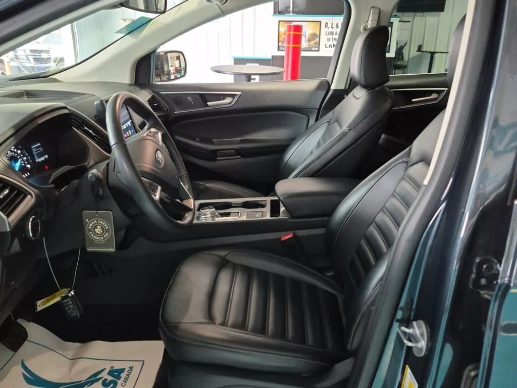 Used 2024 Blue Ford SEL image 7
