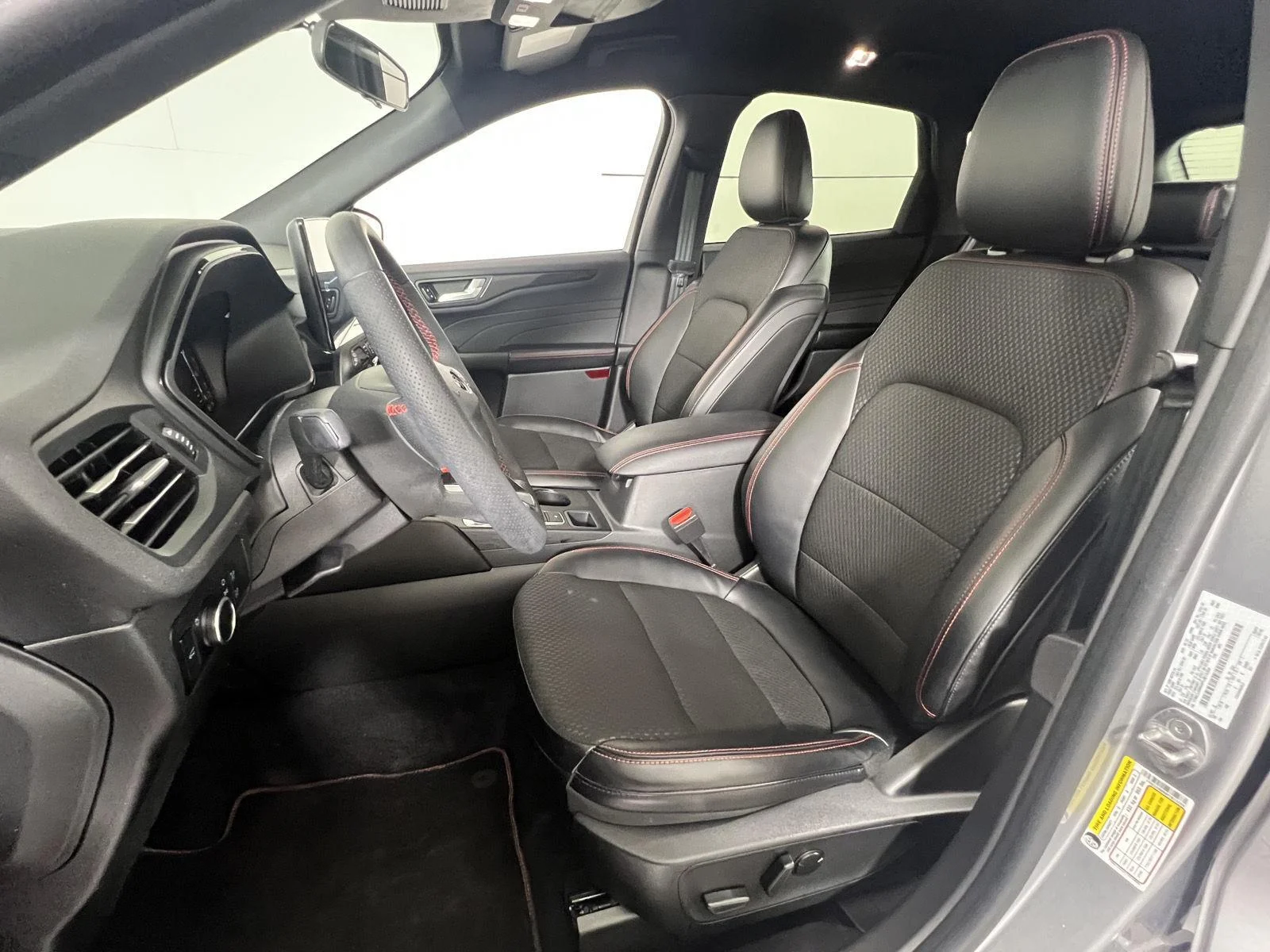 Used 2023 Iconic Silver Ford ST-Line image 2