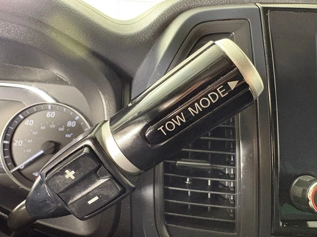 Used 2024 Gray Nissan SV image 32