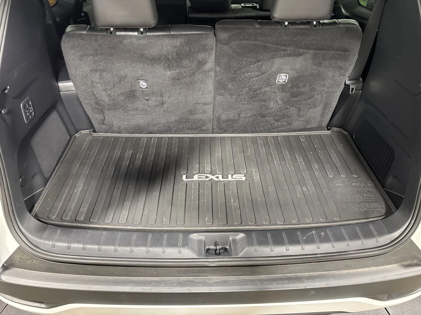 Used 2024 Wind Chill Pearl Lexus 350 Premium image 28