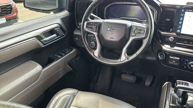 Used 2022 Glacier Blue Metallic Chevrolet ZR2 image 24