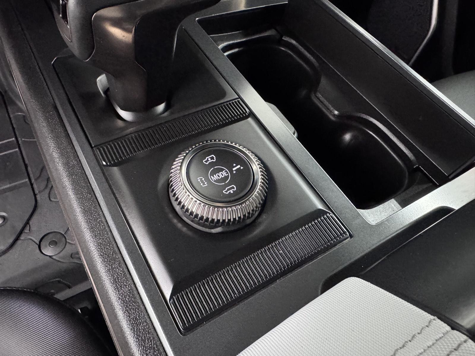 2024 GMC HUMMER EV 2X - Photo 39