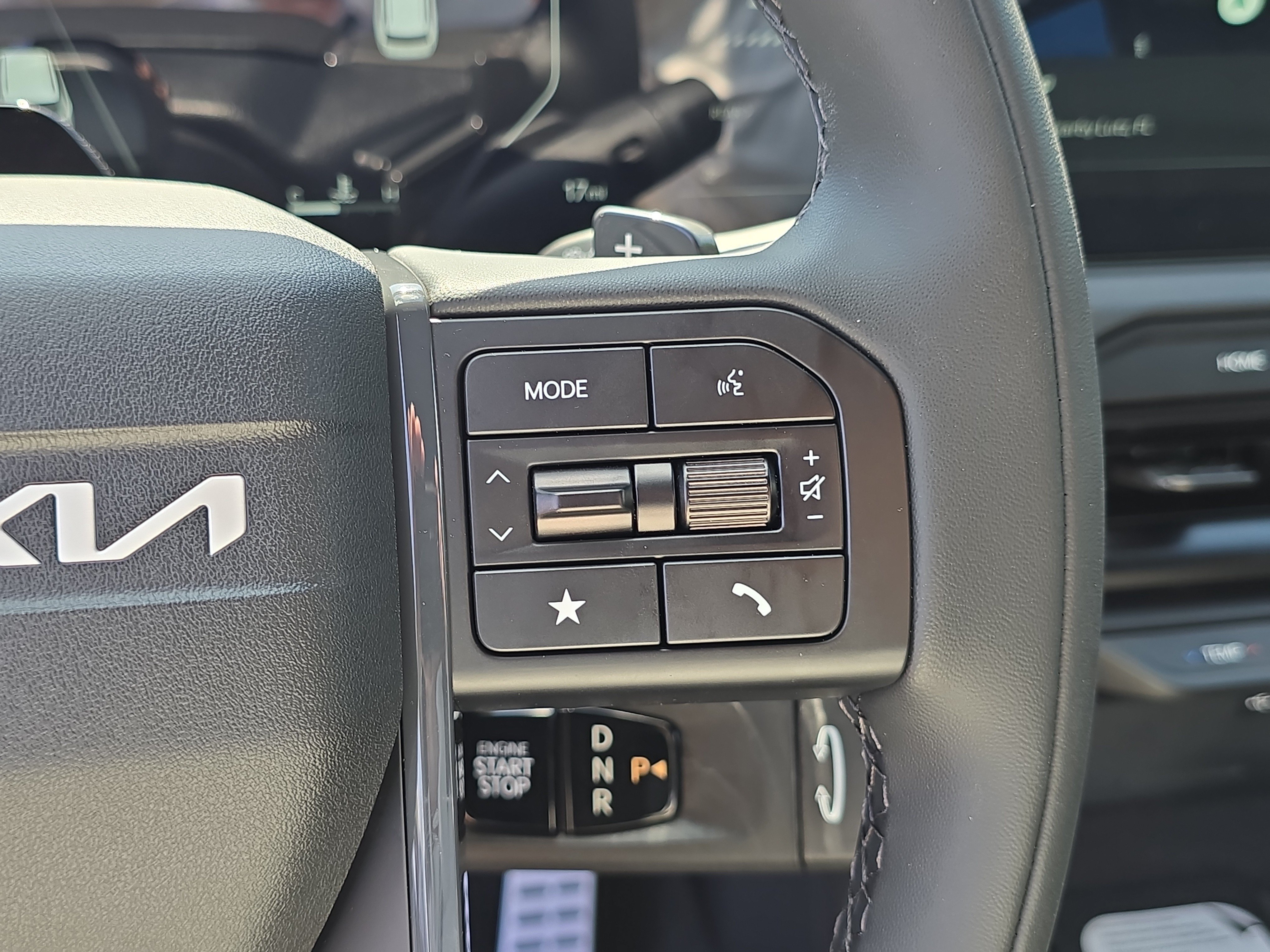 New 2027 Wolf Gray Kia X-PRO SX image 31