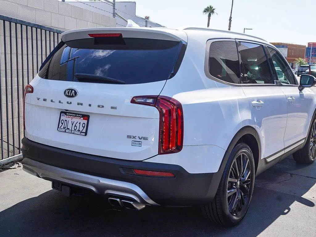 Used 2021 White Kia SX image 6