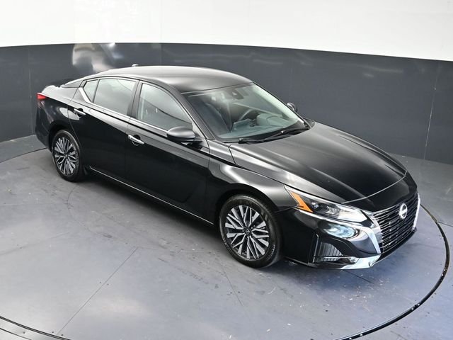 2025 Nissan Altima SV - Photo 26
