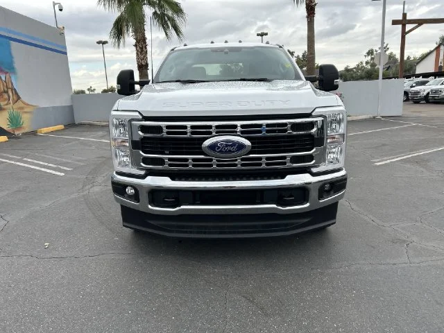 Used 2025 White Ford XLT image 3