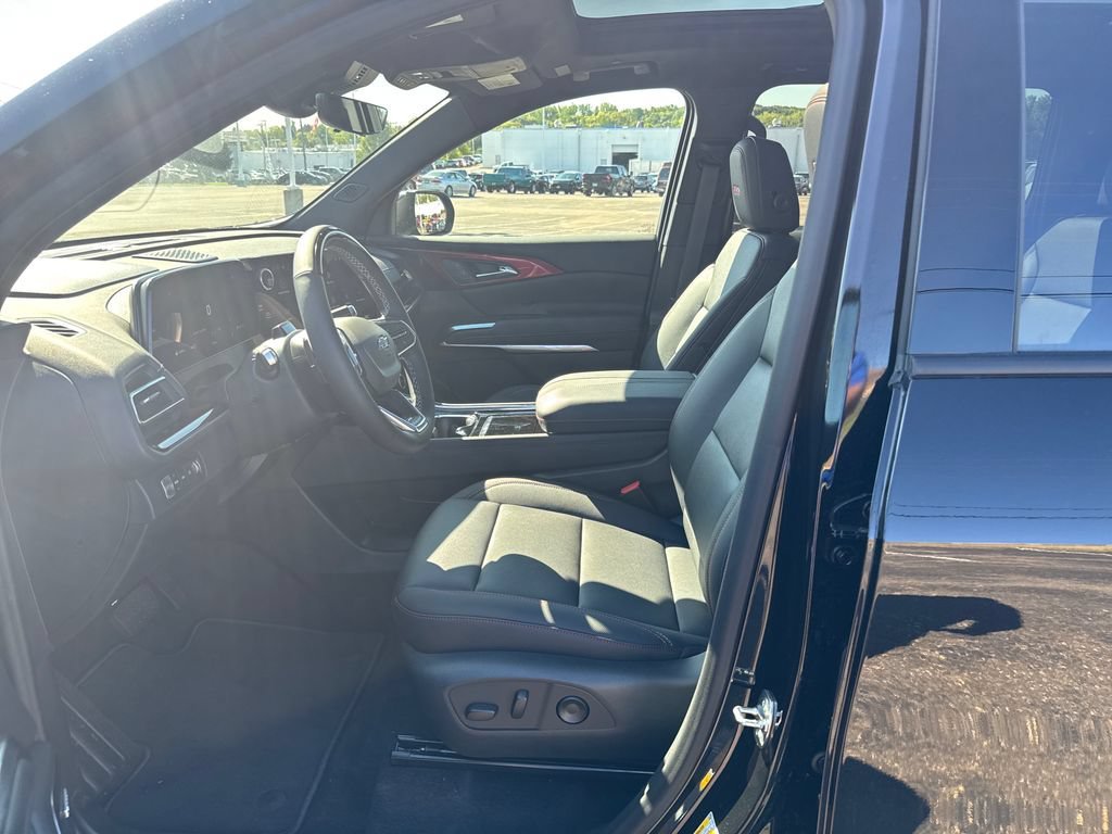 New 2026 Mosaic Black Metallic Chevrolet Z71 image 10
