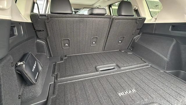 2026 Nissan Rogue Platinum - Photo 27