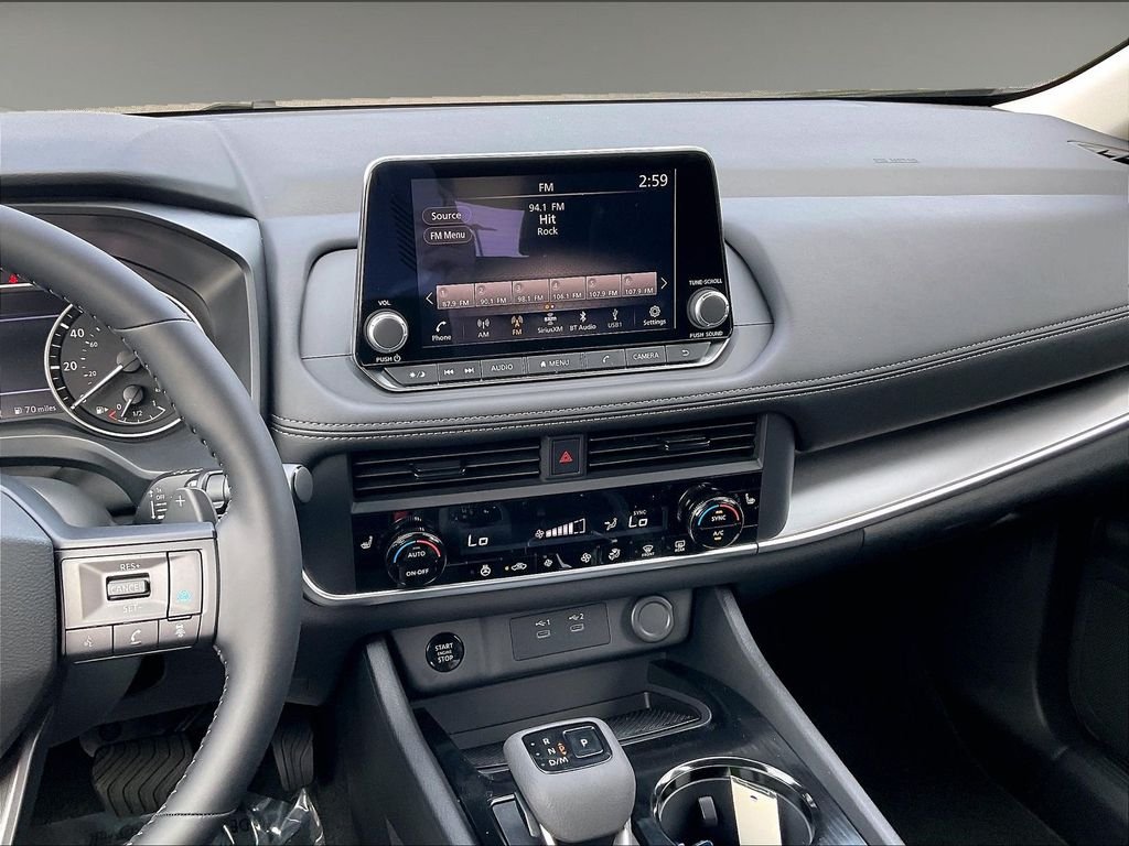 2026 Nissan Rogue Dark Armor - Photo 13