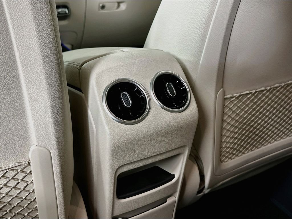 New 2026 Night Black Mercedes-Benz GLA 250 image 24