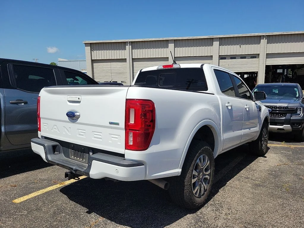 Used 2020 White Ford Lariat image 4