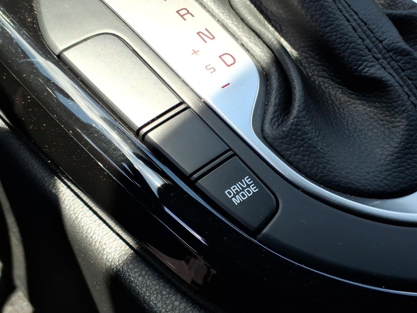 Used 2024 Aurora Black Pearl Kia GT-Line image 7