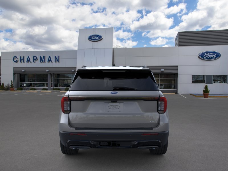 New 2026 Carbonized Gray Metallic Ford ST-Line image 5