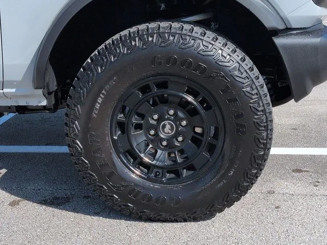 New 2026 Avalanche Gray Ford Base image 11