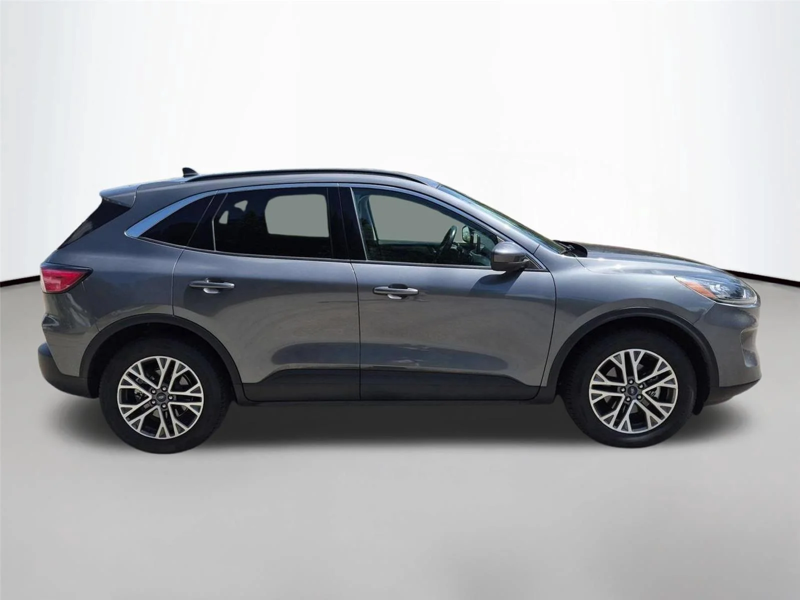 Used 2021 Carbonized Gray Metallic Ford SEL image 3