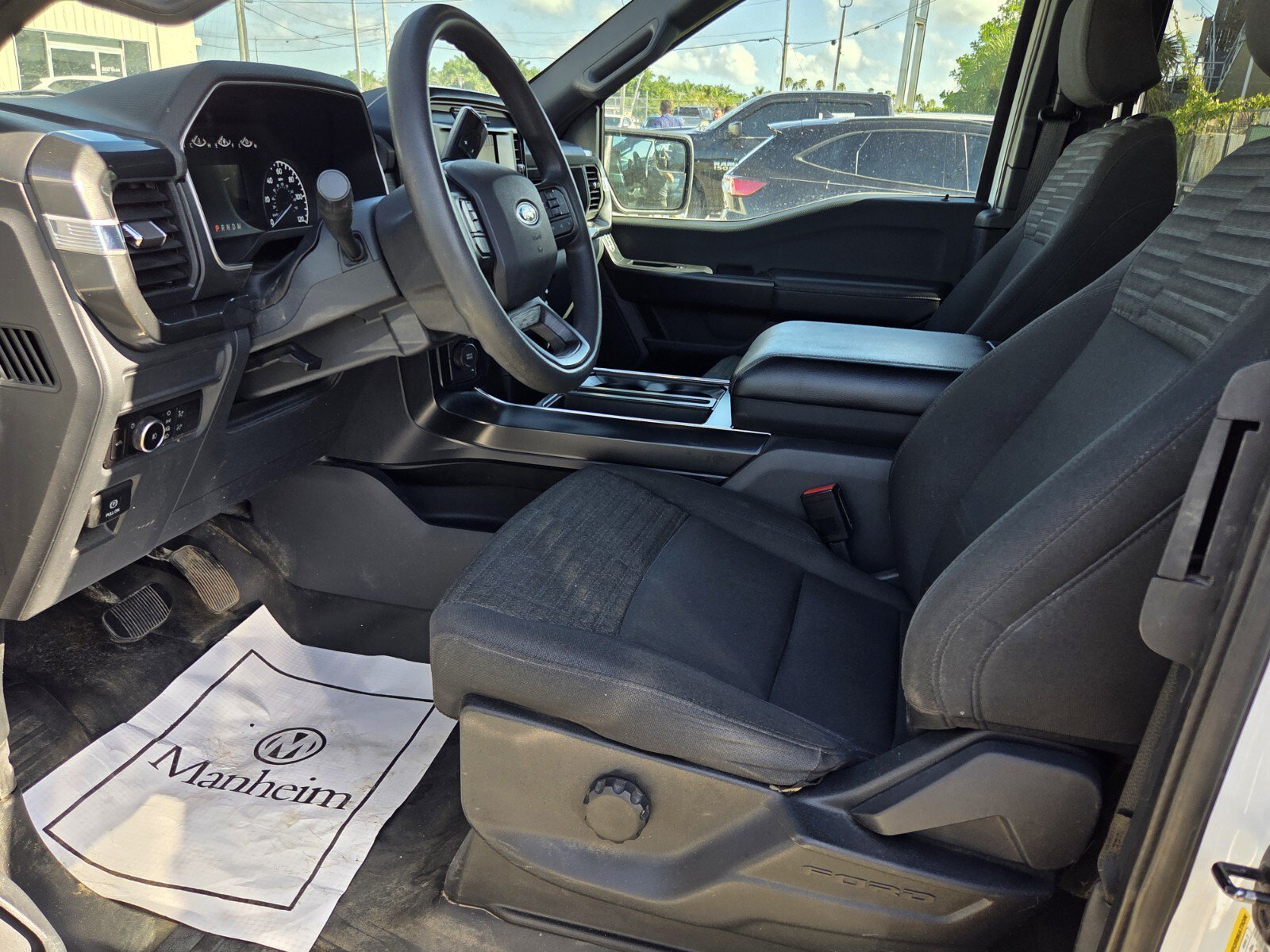 Used 2023 Oxford White Ford XL image 5