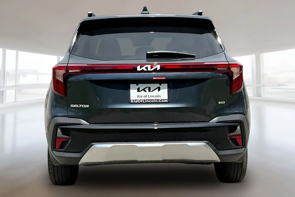 New 2026 Gravity Gray Kia S image 4