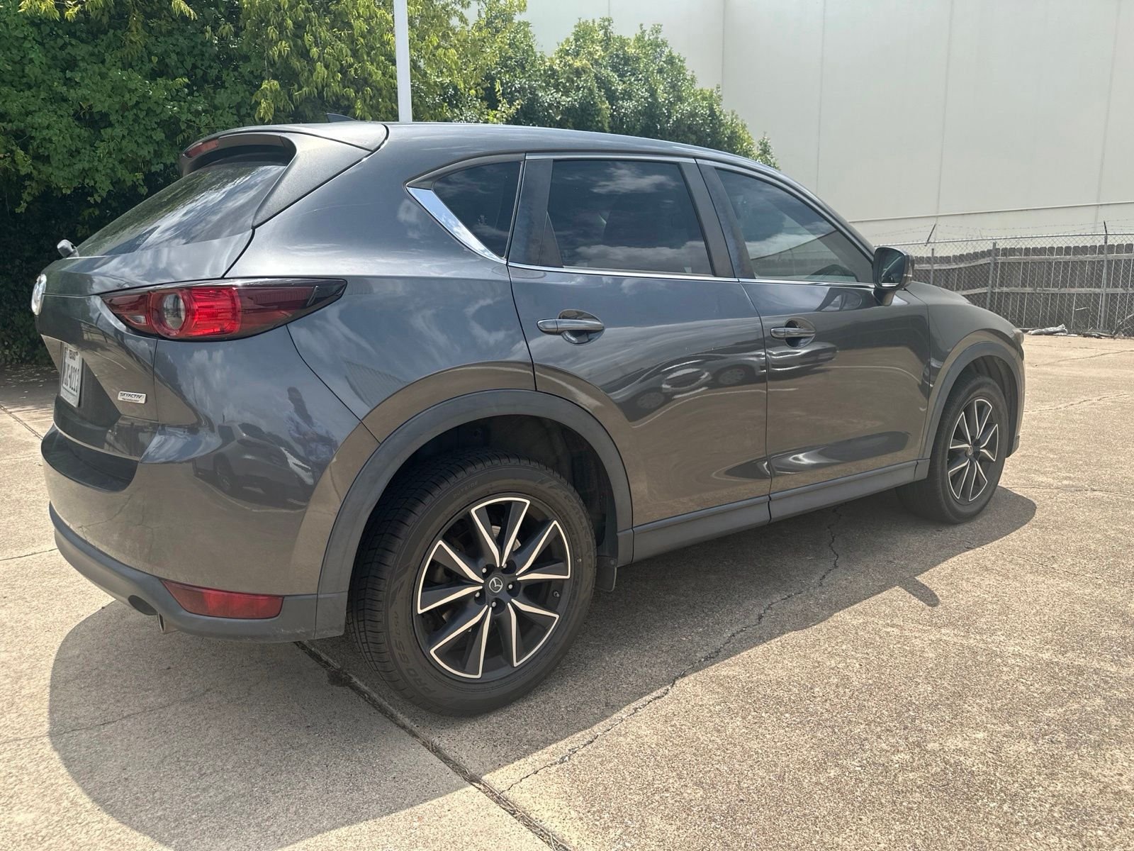 Used 2018 Machine Gray Metallic Mazda Touring image 5