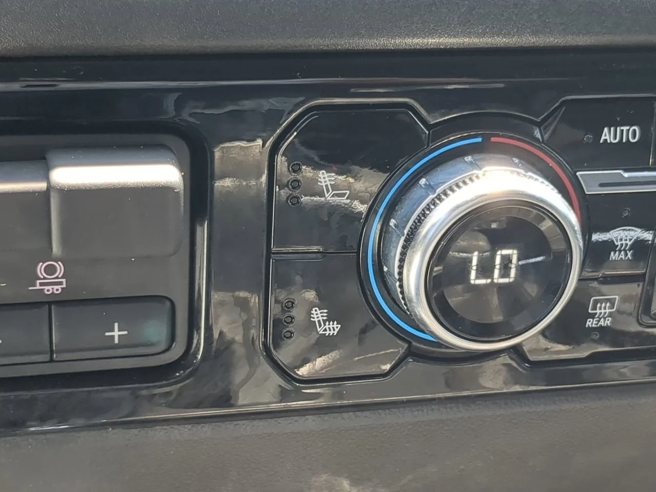 2024 GMC Sierra 1500 Elevation - Photo 22