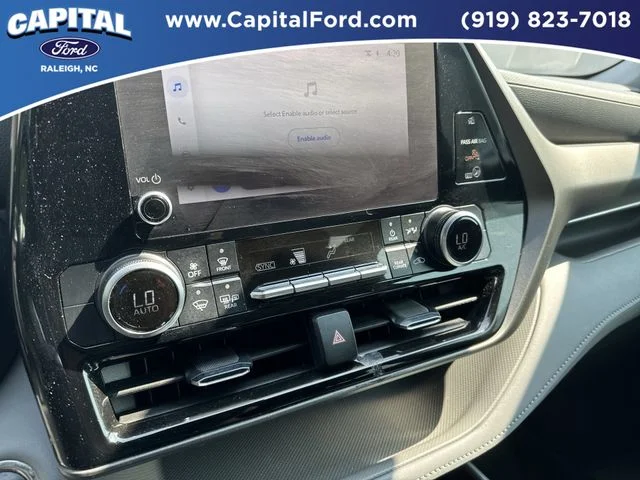 Used 2023 Silver Toyota LE image 26