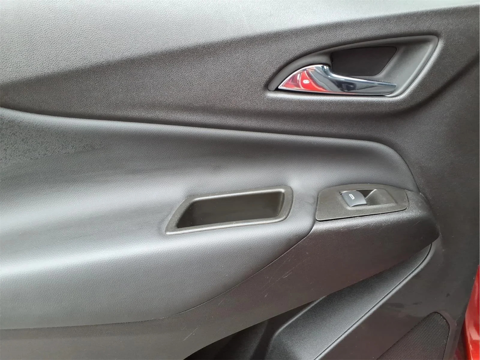Used 2024 Radiant Red Tintcoat Chevrolet LT image 10