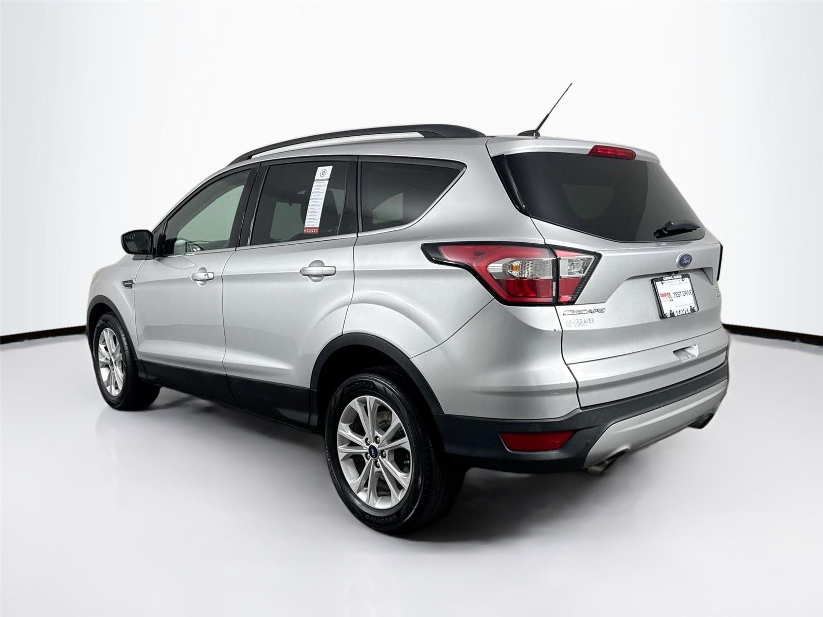 Used 2018 Ingot Silver Ford SE image 12