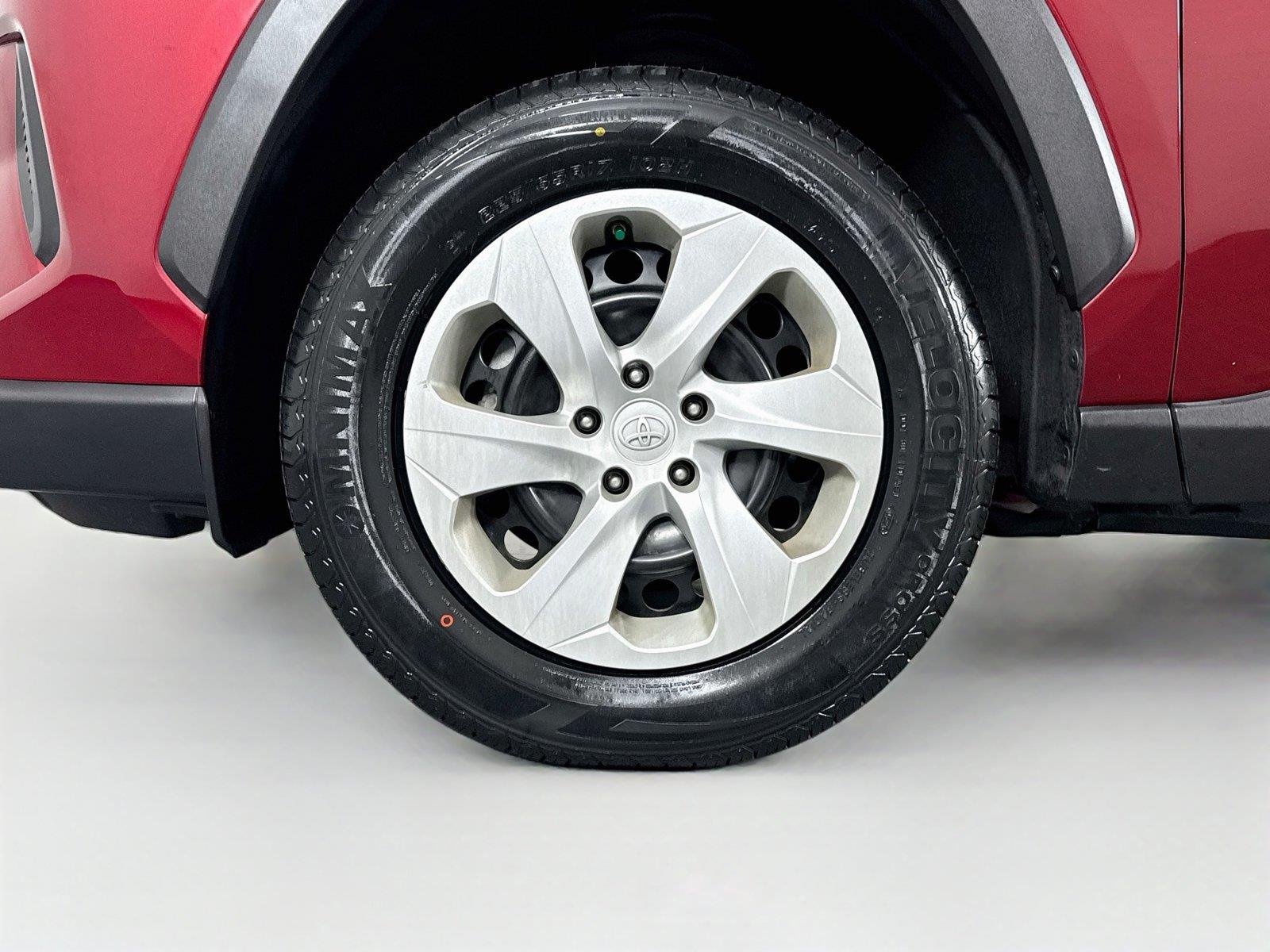 Used 2021 Ruby Flare Pearl Toyota LE image 39