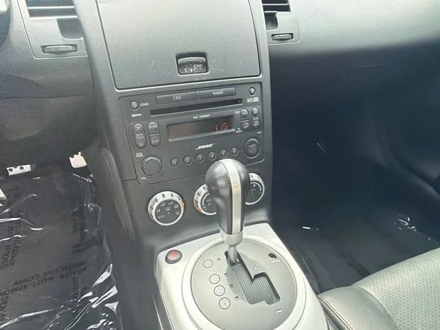 Used 2007 Silver Alloy Metallic Nissan Touring image 22
