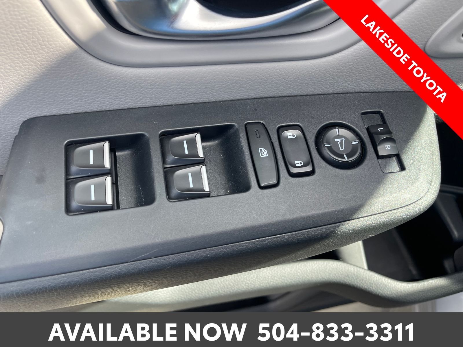Used 2023 Silver Honda EX-L image 26