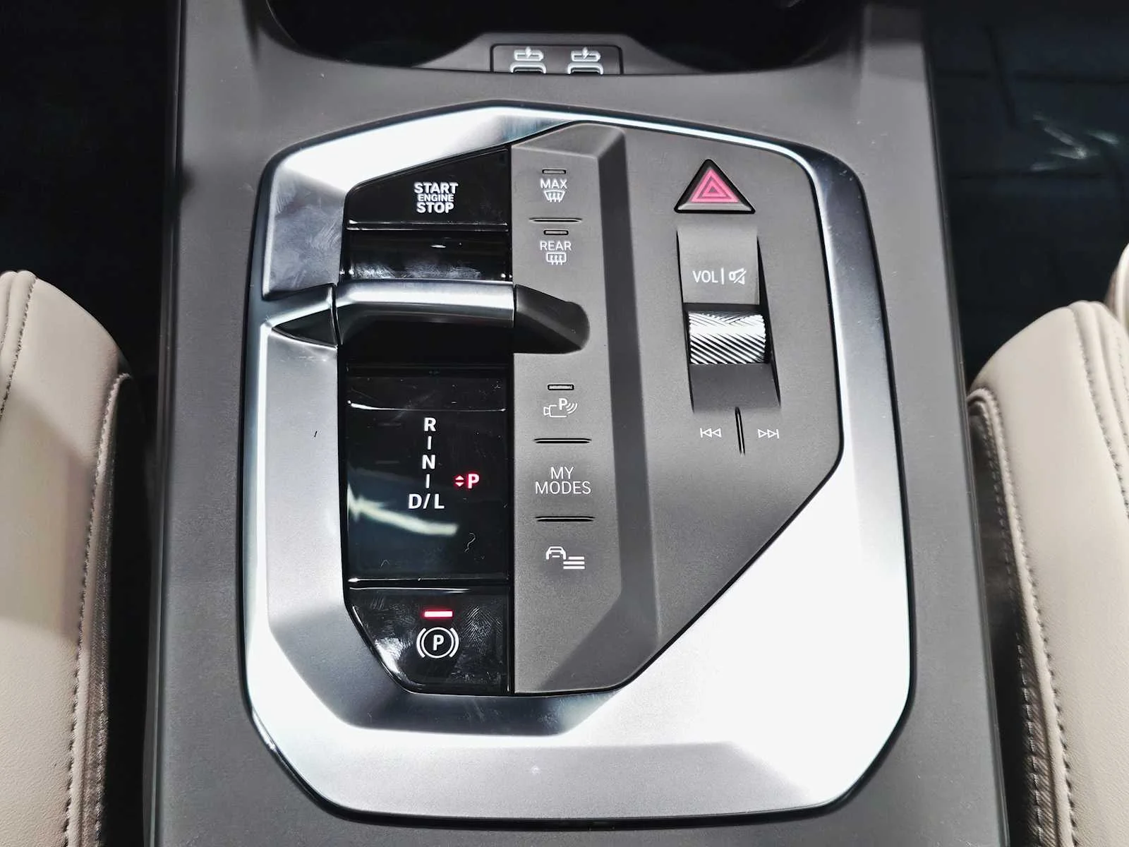 2025 BMW 2 Series 228 - Photo 18