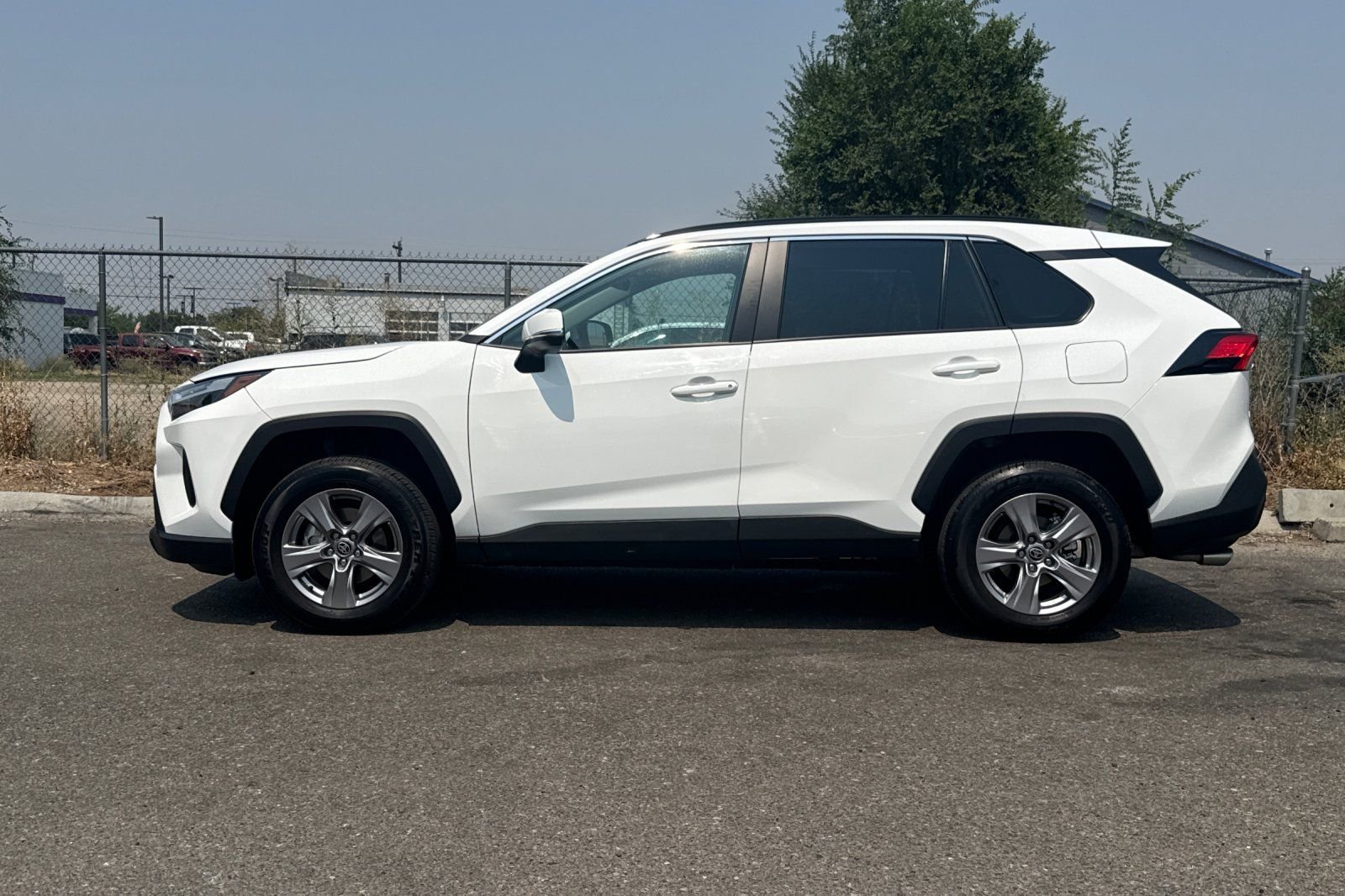 Used 2025 White Toyota XLE image 6