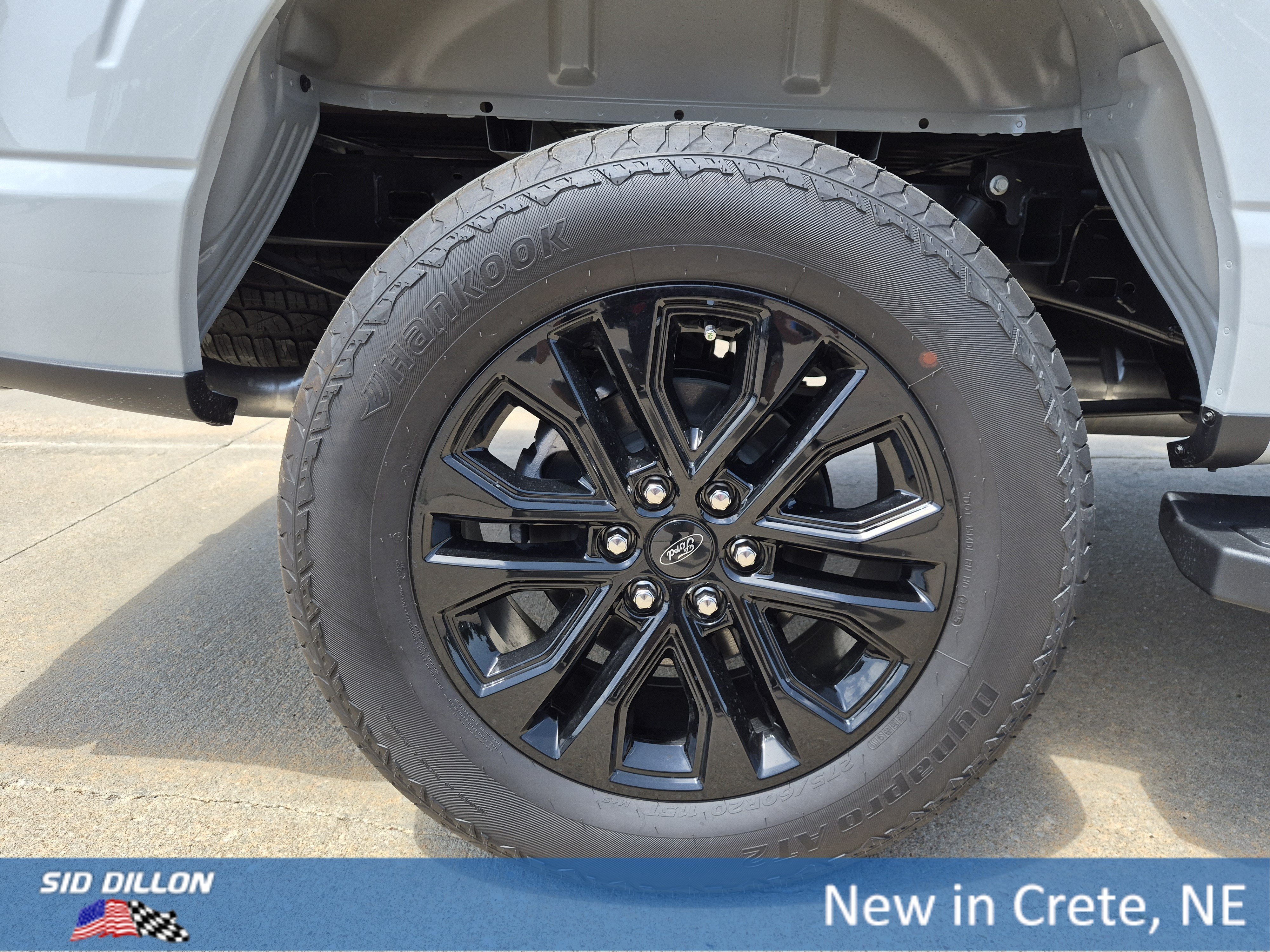 New 2026 Avalanche Ford LARIAT image 10