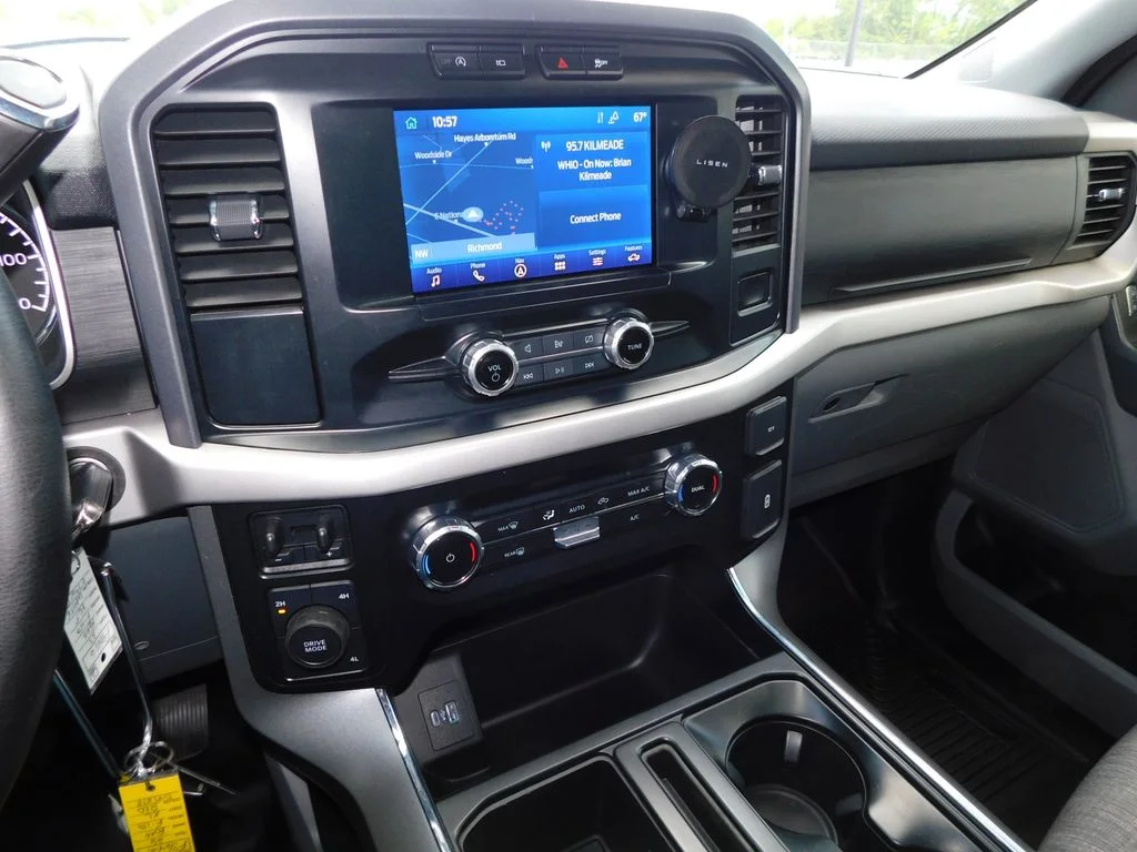 Used 2023 Oxford White Ford XLT image 36