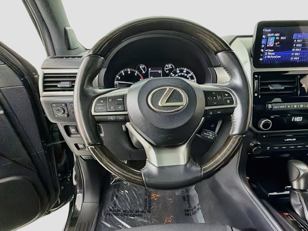 Used 2023 Black Lexus 460 image 11