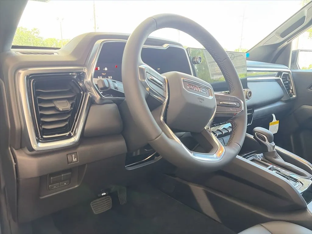 New 2026 Sterling Metallic GMC Elevation image 20