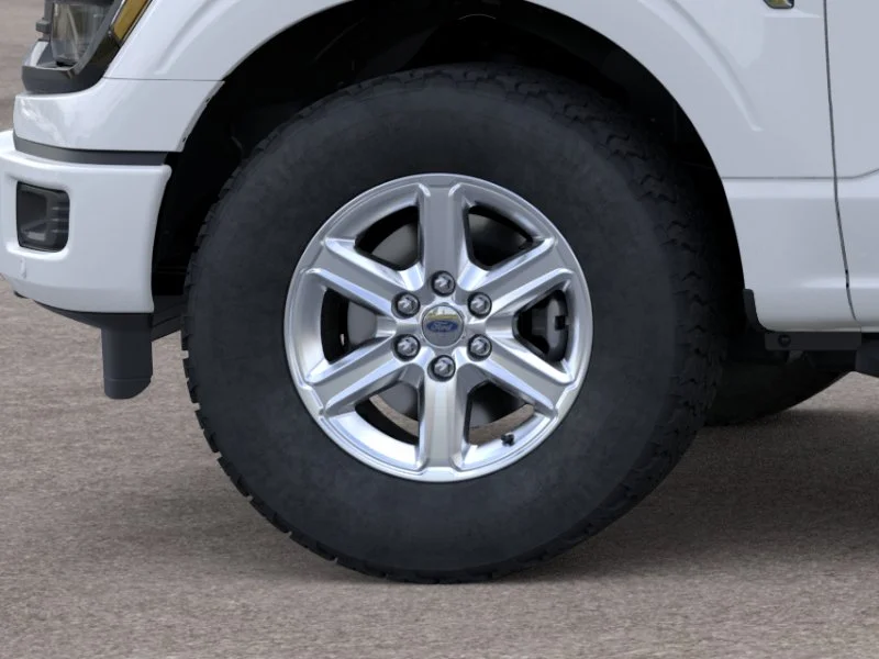 New 2026 Oxford White Ford XLT image 42